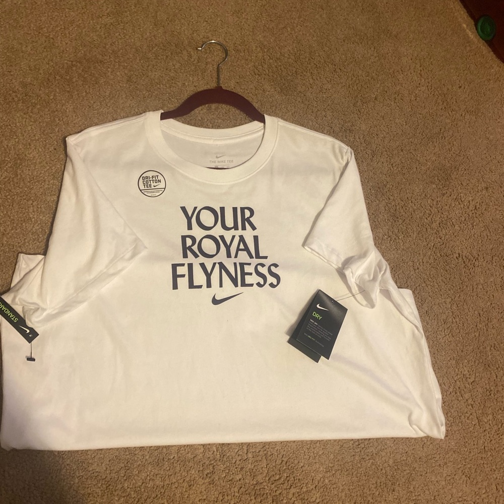 Nike Graphic Tee